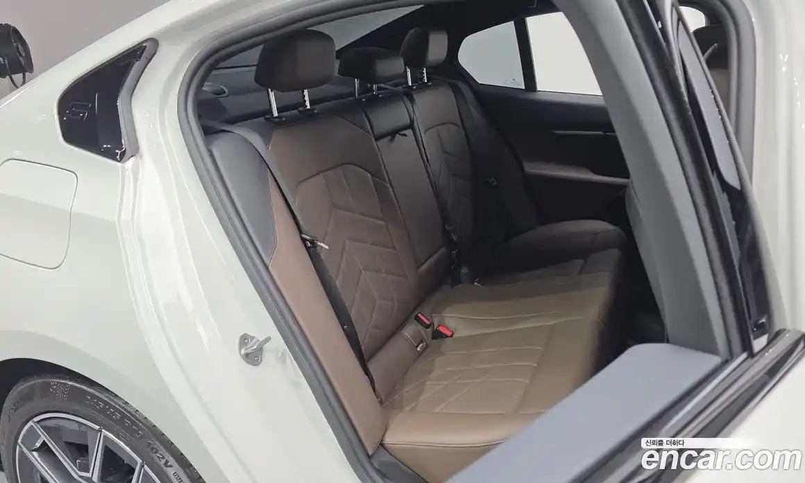 BMW 5-Series 2025 2.0 Автомат в Москве № 153393, фото 18