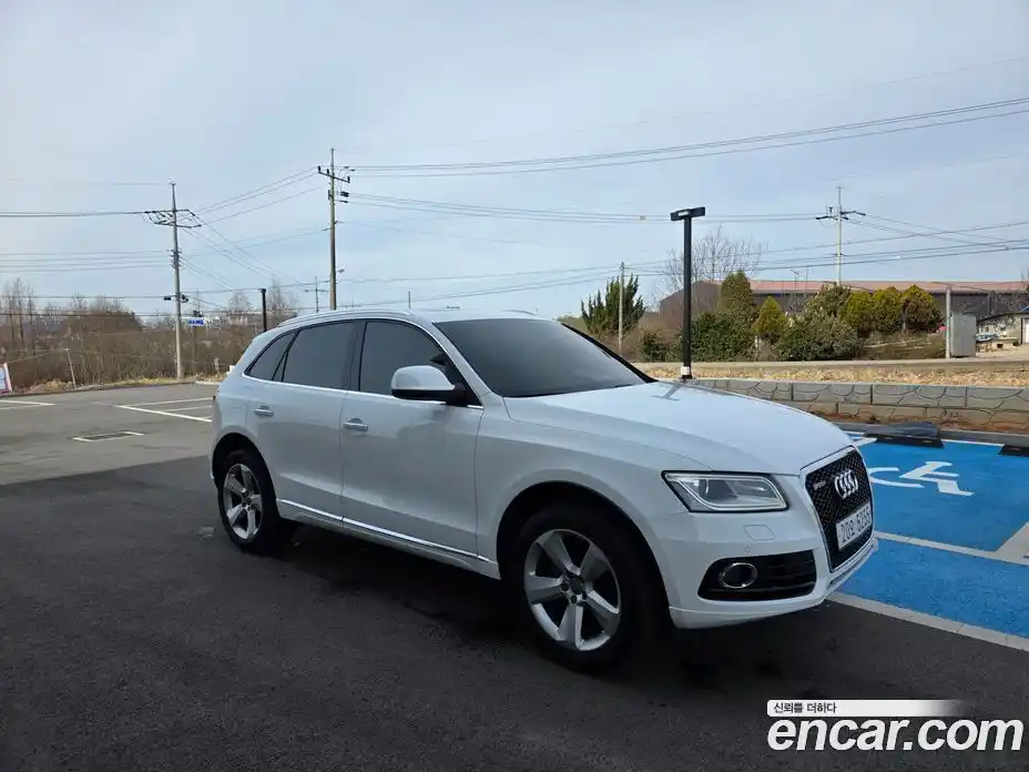 Audi Q5 2015 2.0 Автомат в Москве № 157180, фото 3