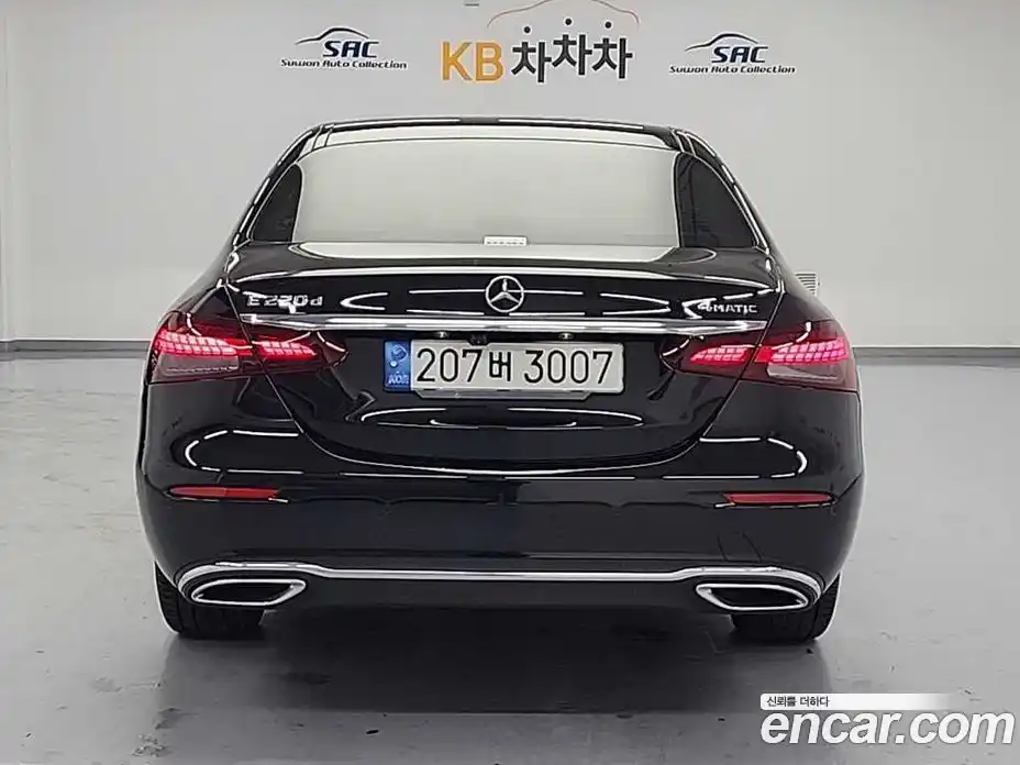 Mercedes-Benz E-Class 2021 1.9 Автомат в Москве № 160971, фото 3