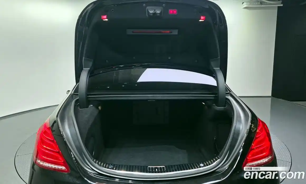 Mercedes-Benz S-Class 2016 6.0 Автомат в Москве № 161762, фото 20