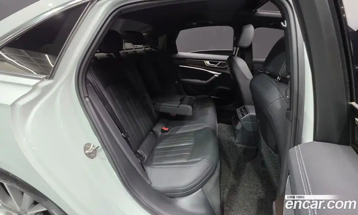 Audi A6 2023 3.0 Автомат в Москве № 162339, фото 15