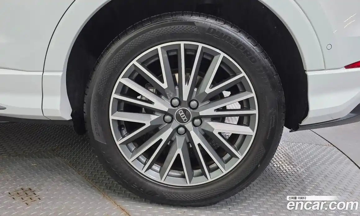 Audi Q3 2022 2.0 Автомат в Москве № 163540, фото 5