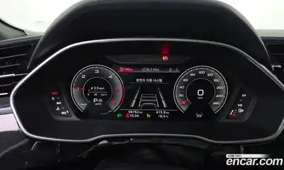 Audi Q3 2022 2.0 Автомат в Москве № 163540, миниатюра 8