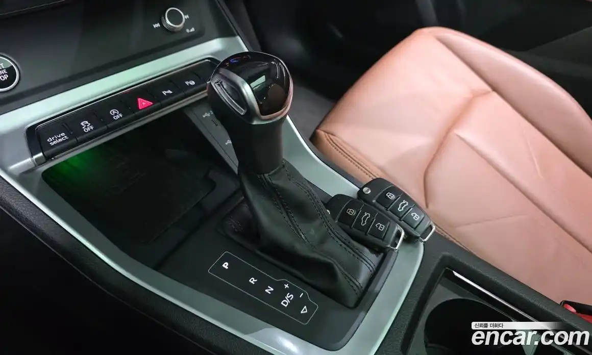 Audi Q3 2022 2.0 Автомат в Москве № 163540, фото 9