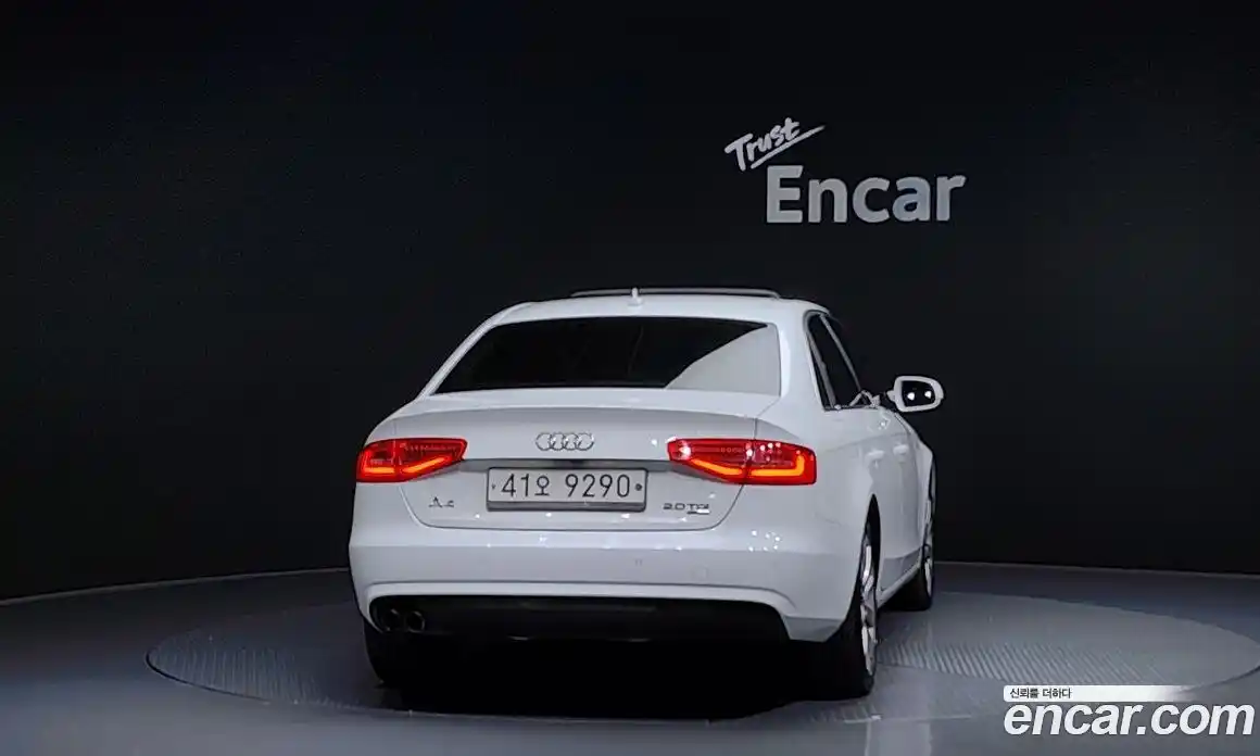 Audi A4 2014 2.0 Автомат в Москве № 163716, фото 16