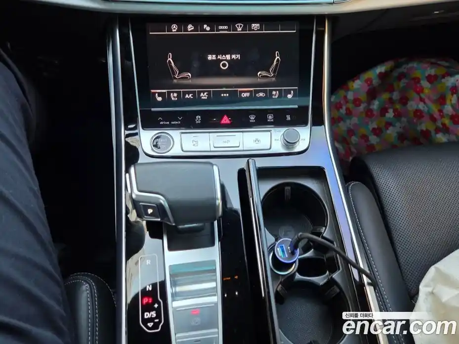 Audi Q8 2023 3.0 Автомат в Москве № 164017, фото 18