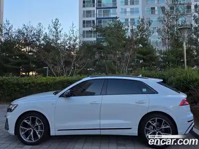 Audi Q8 2023 3.0 Автомат в Москве № 164017, миниатюра 7