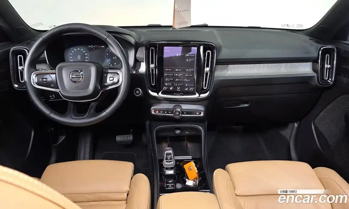 Volvo XC40 2022 2.0 Автомат в Москве № 164231, фото 11