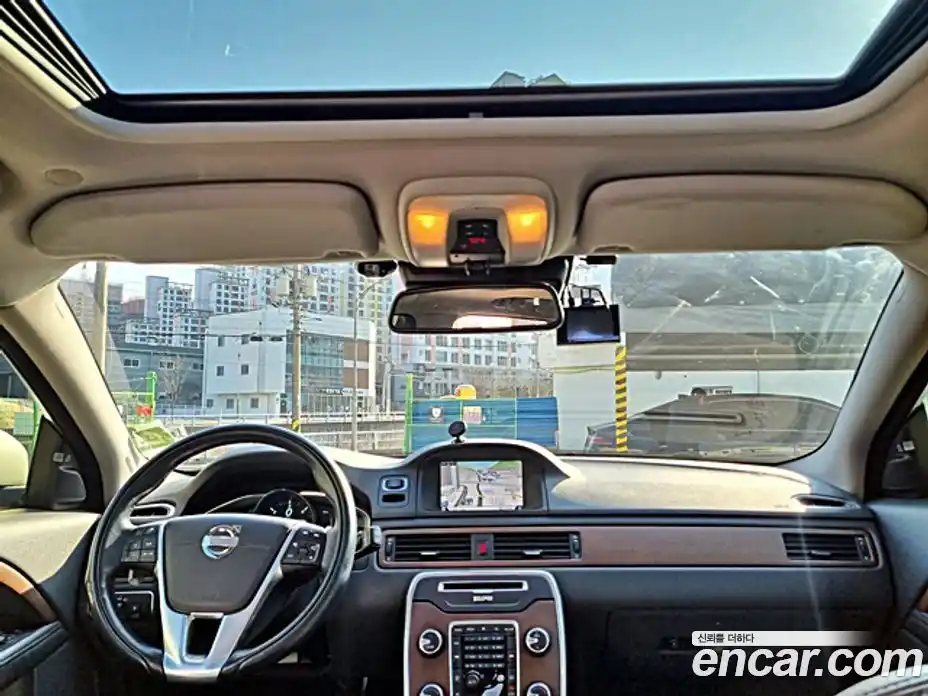 Volvo XC70 2014 2.4 Автомат в Москве № 164864, фото 7