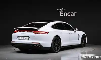 Porsche Panamera 2018 2.9 Автомат в Москве № 165171, миниатюра 2