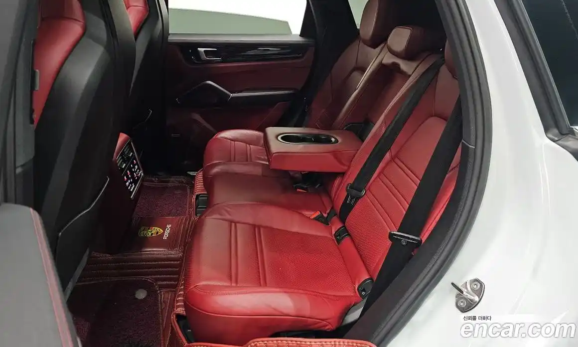 Porsche Cayenne 2019 3.0 Автомат в Москве № 165420, фото 12