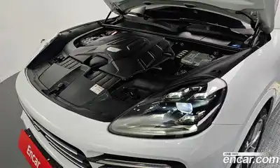 Porsche Cayenne 2019 3.0 Автомат в Москве № 165420, миниатюра 6