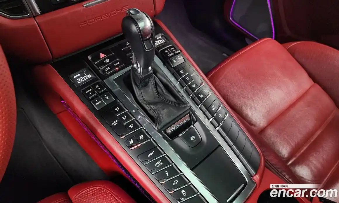 Porsche Macan 2015 3.0 Автомат в Москве № 165579, фото 9