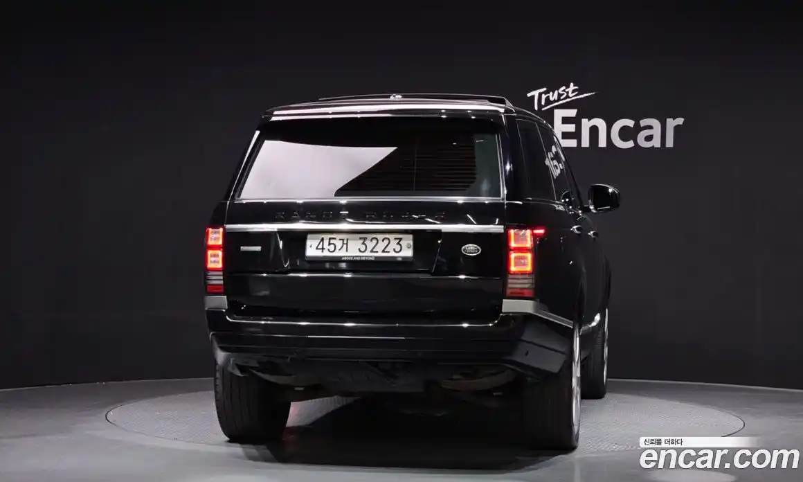 Land Rover Range-Rover 2015 4.4 Автомат в Москве № 166666, фото 13