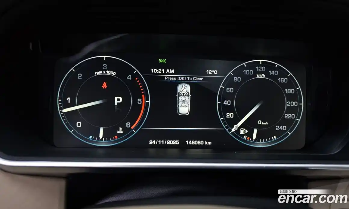 Land Rover Range-Rover 2015 4.4 Автомат в Москве № 166666, фото 17