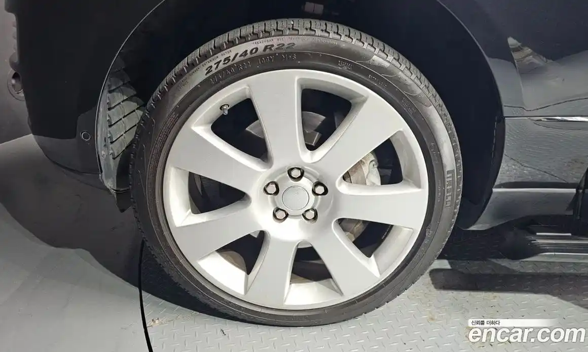 Land Rover Range-Rover 2015 4.4 Автомат в Москве № 166666, фото 20