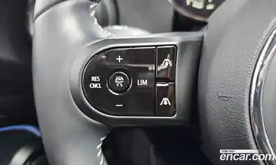 Mini Cooper 2024 2.0 Автомат в Москве № 166993, миниатюра 6