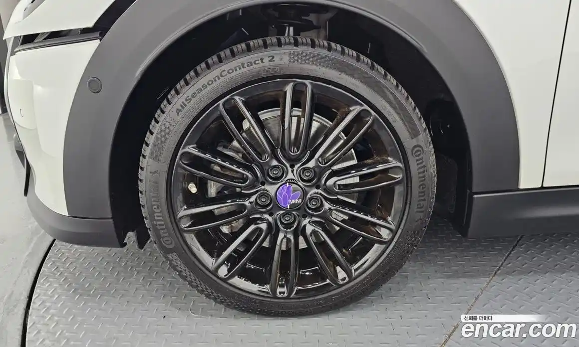 Mini Cooper 2024 2.0 Автомат в Москве № 166993, фото 10