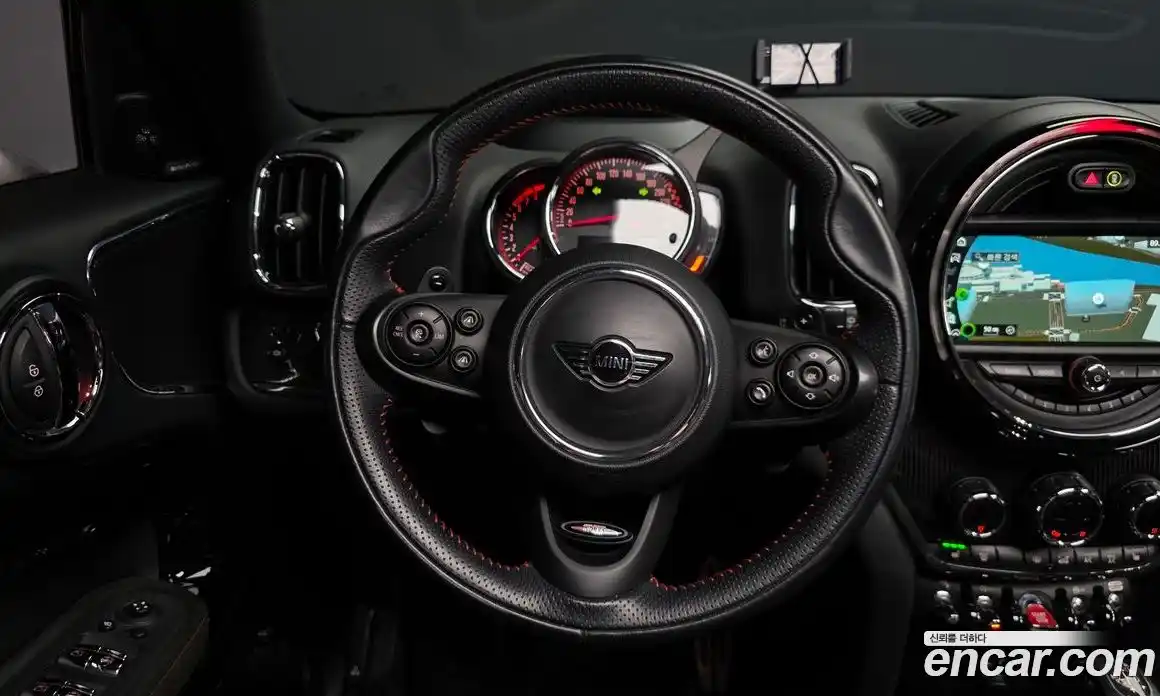 Mini Countryman 2018 2.0 Автомат в Москве № 167231, фото 13