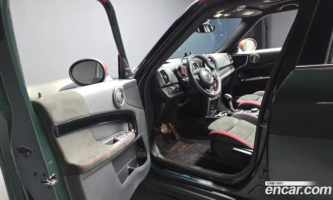 Mini Countryman 2018 2.0 Автомат в Москве № 167231, фото 10