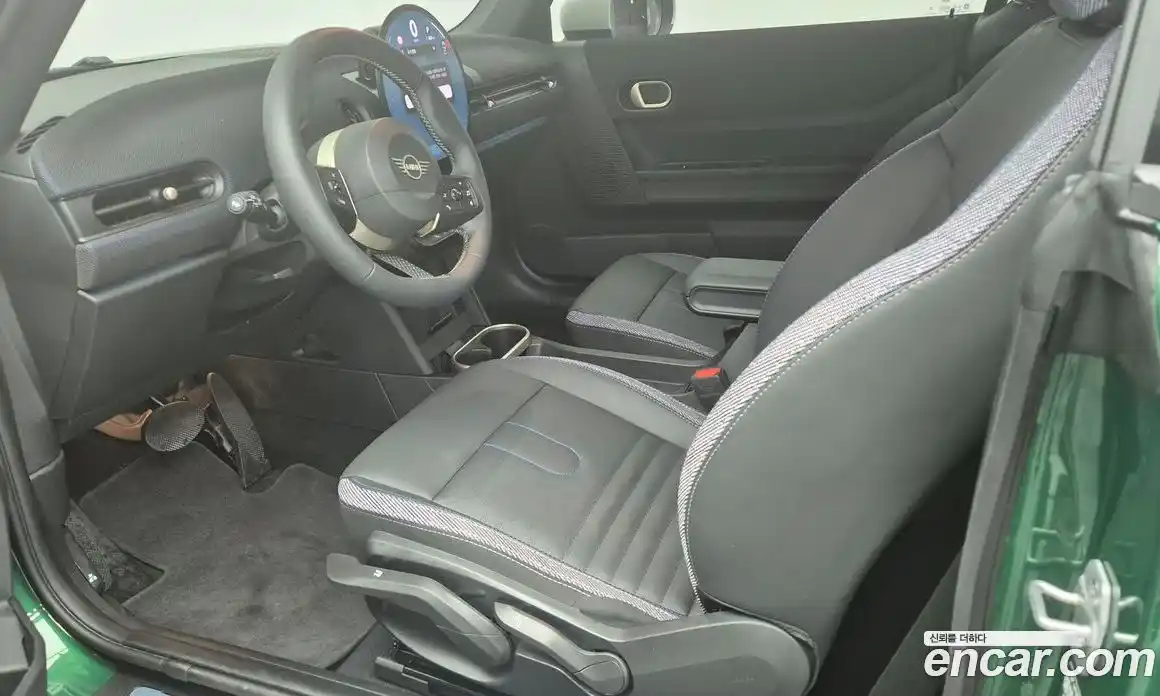 Mini Cooper Convertible 2025 2.0 Автомат в Москве № 167370, фото 17