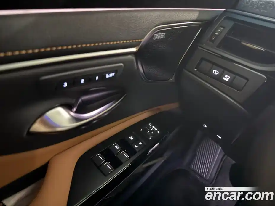 Lexus ES 2025 2.5 Автомат в Москве № 167987, фото 12