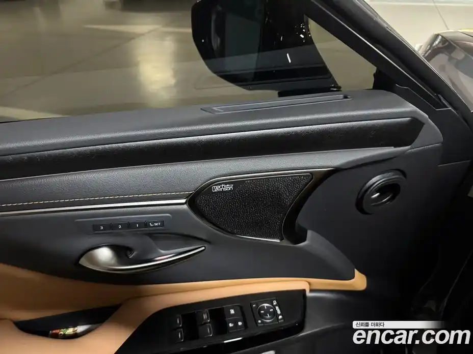 Lexus ES 2025 2.5 Автомат в Москве № 167987, фото 14