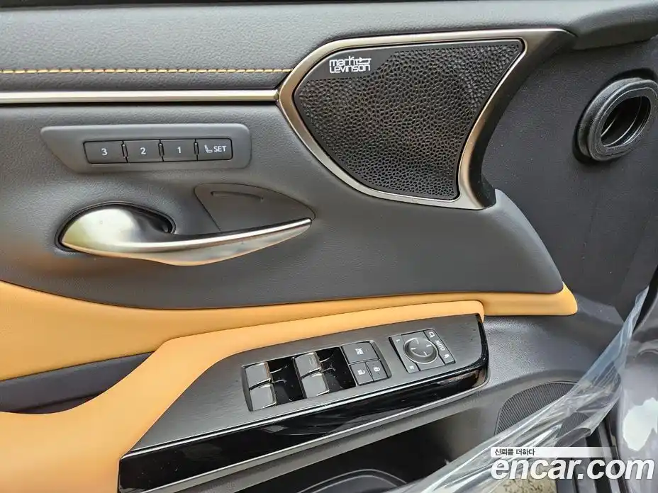 Lexus ES 2025 2.5 Автомат в Москве № 167987, фото 15