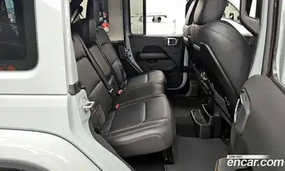 Jeep Wrangler 2024 2.0 Автомат в Москве № 169350, миниатюра 12