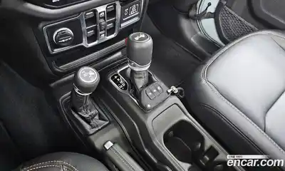 Jeep Wrangler 2024 2.0 Автомат в Москве № 169350, миниатюра 9