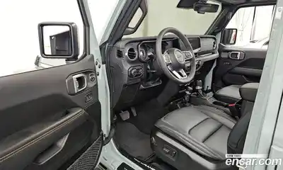 Jeep Wrangler 2024 2.0 Автомат в Москве № 169350, миниатюра 10