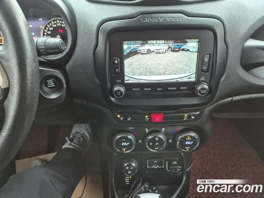 Jeep Renegade 2015 2.0 Автомат в Москве № 170094, фото 11