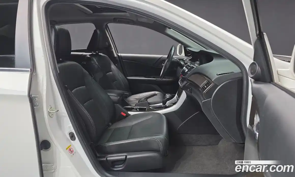 Honda Accord 2014 2.4 Автомат в Москве № 170535, фото 11