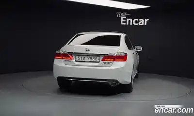 Honda Accord 2014 2.4 Автомат в Москве № 170535, миниатюра 4