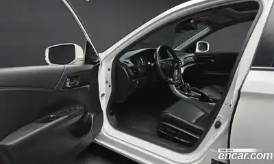 Honda Accord 2014 2.4 Автомат в Москве № 170535, миниатюра 10