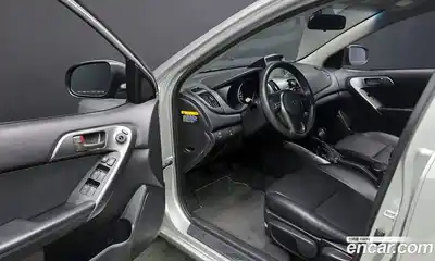 Kia Porte 2011 1.6 Автомат в Москве № 17483, миниатюра 10