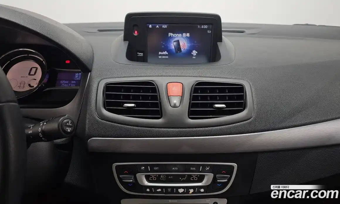 Renault SM3 2017 1.6 Автомат в Москве № 180706, фото 12