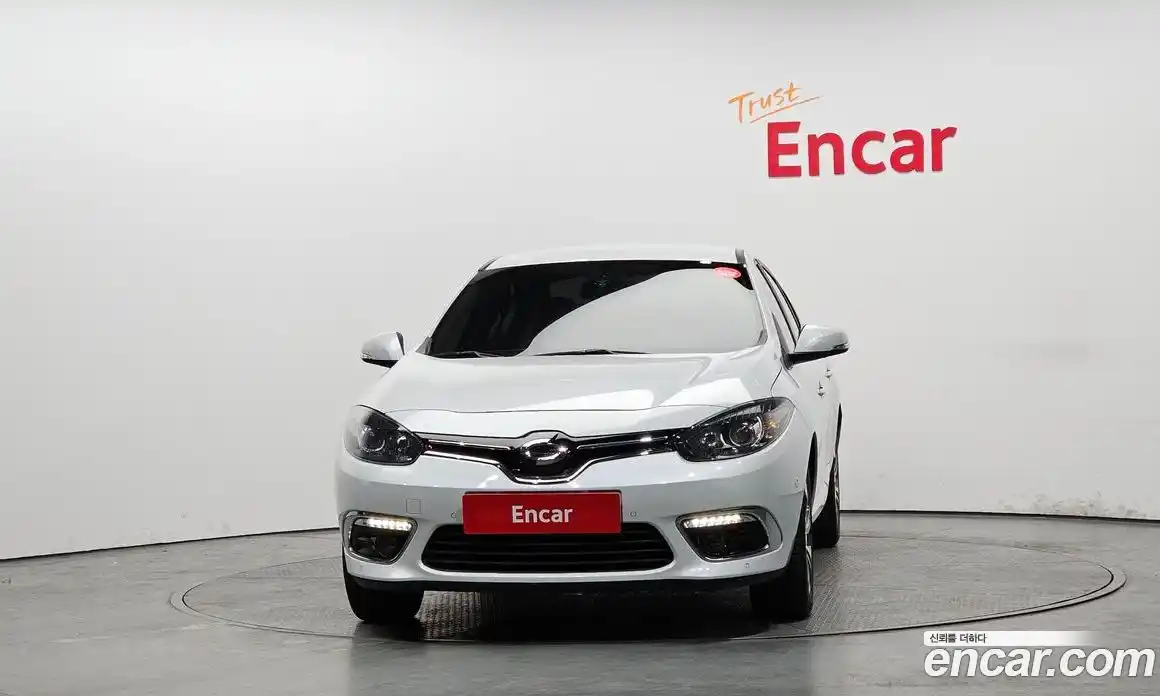 Renault SM3 2017 1.6 Автомат в Москве № 180706, фото 18