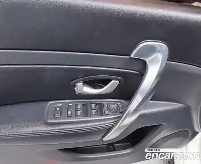 Renault SM5 2011 2.0 Автомат в Москве № 186336, миниатюра 10