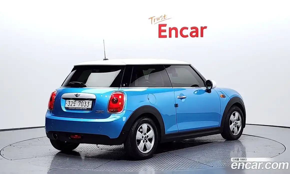 Mini Cooper 2015 1.5 Автомат в Москве № 186657, фото 18