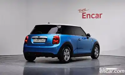 Mini Cooper, 2015