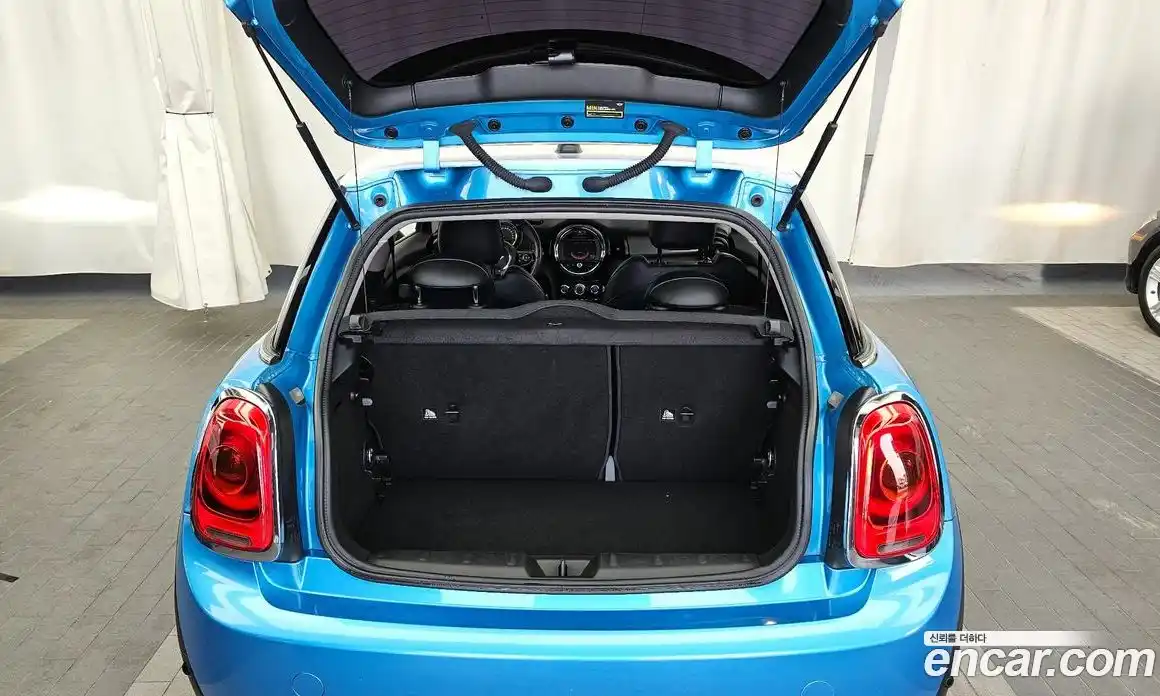 Mini Cooper 2015 1.5 Автомат в Москве № 190991, фото 19