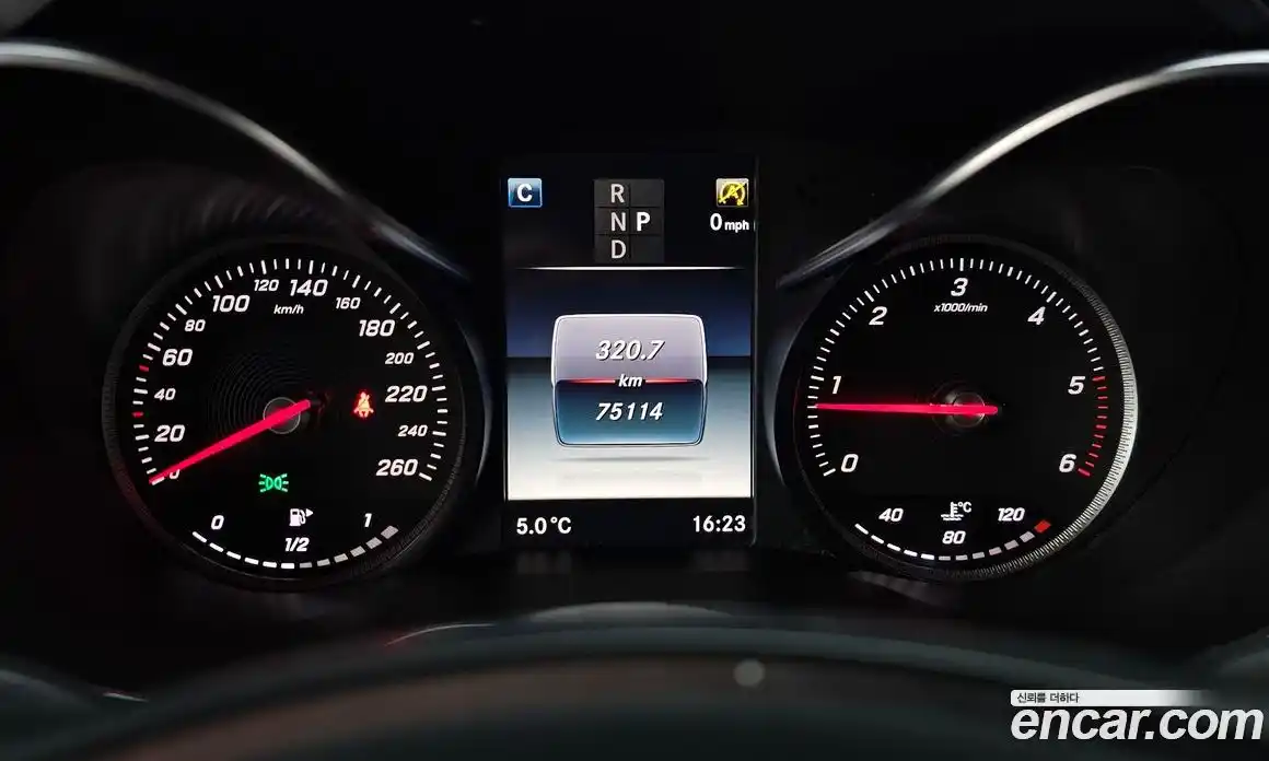 Mercedes-Benz GLC-Class 2017 2.1 Автомат в Москве № 194815, фото 8