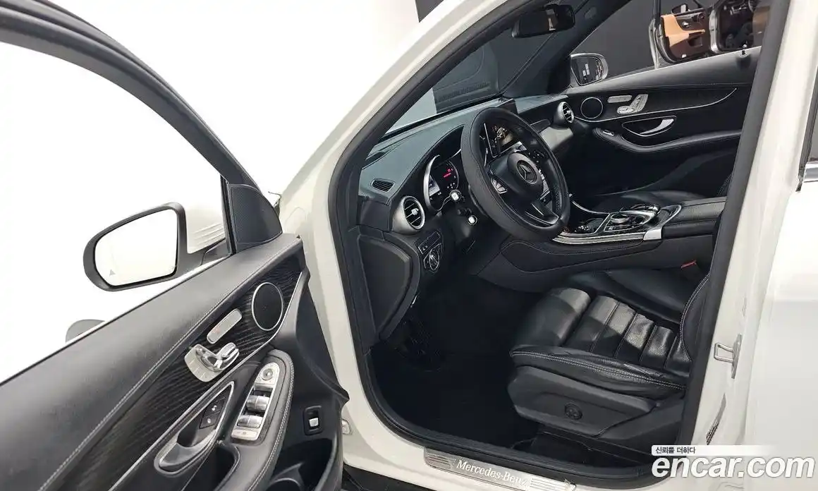 Mercedes-Benz GLC-Class 2017 2.1 Автомат в Москве № 194815, фото 10