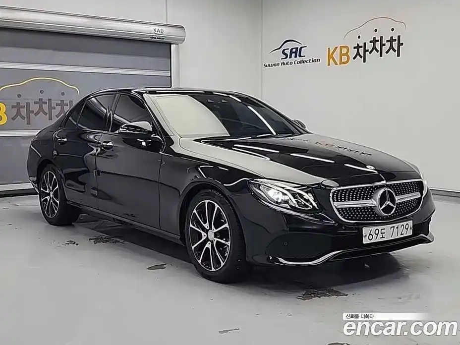 Mercedes-Benz E-Class 2017 1.9 Автомат в Москве № 195212, фото 4