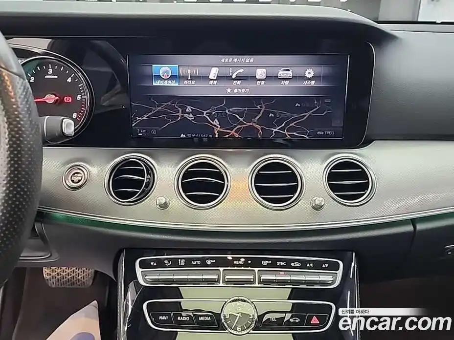 Mercedes-Benz E-Class 2017 1.9 Автомат в Москве № 195212, фото 10