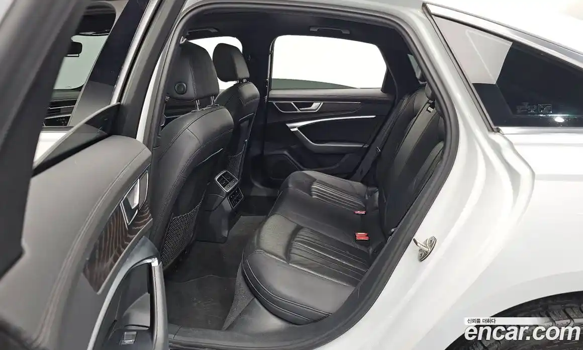 Audi A6 2021 2.0 Автомат в Москве № 196538, фото 8