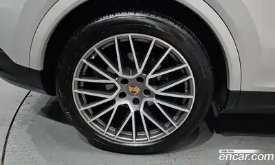 Porsche Cayenne 2023 3.0 Автомат в Москве № 197157, миниатюра 7