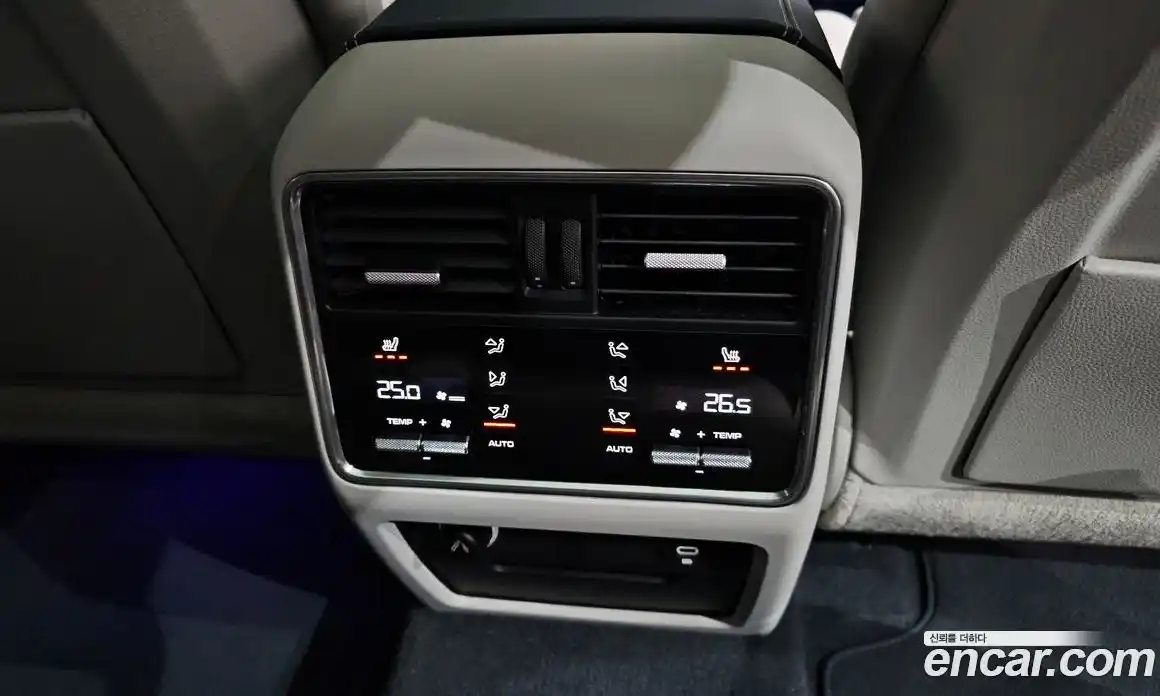 Porsche Cayenne 2023 3.0 Автомат в Москве № 197157, фото 8