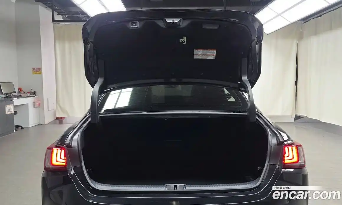 Lexus ES 2023 2.5 Автомат в Москве № 198890, фото 20